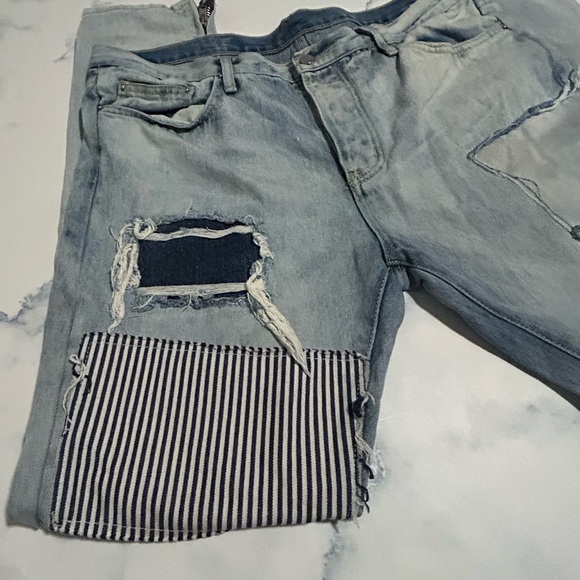 MNML Patchwork Distressed Jeans - Picture 3 of 8